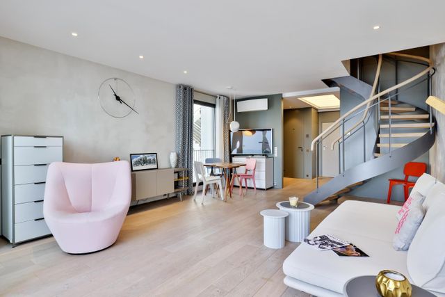 Appartement F3 à vendre - 3 pièces - 80,32 m2 - Nice - 06 - PROVENCE-ALPES-COTE-D-AZUR