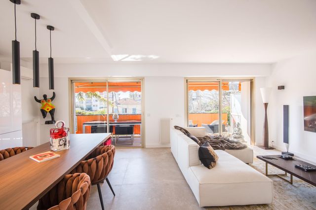 Appartement F4 &agrave; vendre - 4 pi&egrave;ces - 98 m2 - Nice - 06 - PROVENCE-ALPES-COTE-D-AZUR