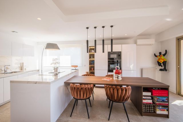 Appartement F4 &agrave; vendre - 4 pi&egrave;ces - 98 m2 - Nice - 06 - PROVENCE-ALPES-COTE-D-AZUR