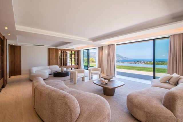 Maison &agrave; vendre - 8 pi&egrave;ces - 430 m2 - Nice - 06 - PROVENCE-ALPES-COTE-D-AZUR