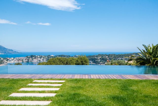 Maison &agrave; vendre - 8 pi&egrave;ces - 430 m2 - Nice - 06 - PROVENCE-ALPES-COTE-D-AZUR