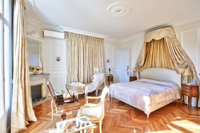 Maison &agrave; vendre - 8 pi&egrave;ces - 300 m2 - Beaulieu Sur Mer - 06 - PROVENCE-ALPES-COTE-D-AZUR