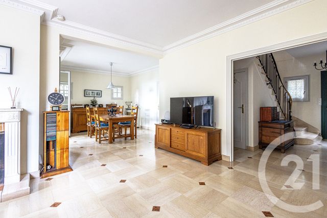 Maison à vendre - 7 pièces - 263,73 m2 - Argenteuil - 95 - ILE-DE-FRANCE