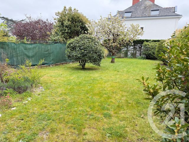 Maison &agrave; louer - 6 pi&egrave;ces - 112 m2 - Ste Gemmes Sur Loire - 49 - PAYS-DE-LOIRE