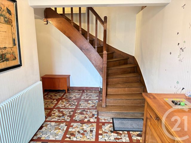 Maison &agrave; louer - 6 pi&egrave;ces - 112 m2 - Ste Gemmes Sur Loire - 49 - PAYS-DE-LOIRE