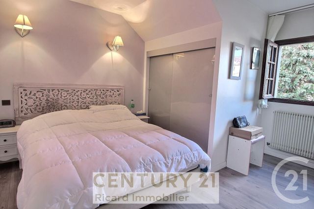 Maison à vendre - 6 pièces - 152 m2 - Bondy - 93 - ILE-DE-FRANCE