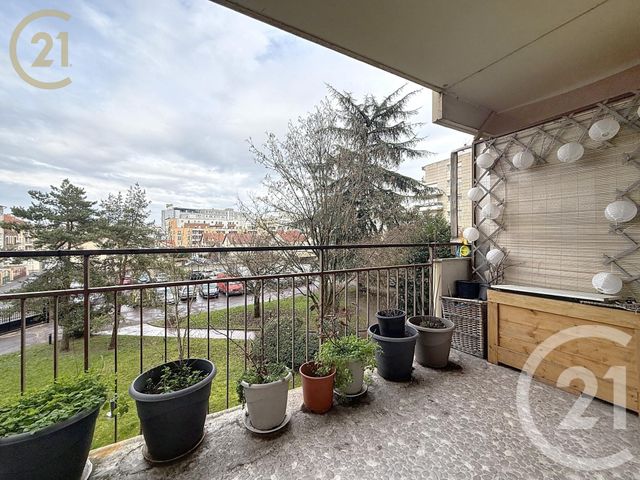 Appartement F2 à vendre - 2 pièces - 42,44 m2 - Bondy - 93 - ILE-DE-FRANCE