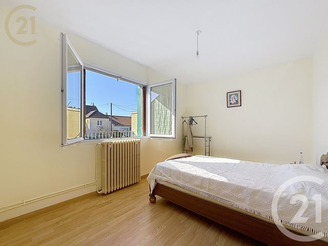 Maison à vendre - 5 pièces - 120 m2 - Bondy - 93 - ILE-DE-FRANCE