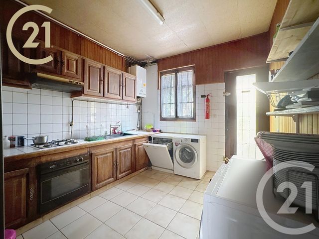 Maison à vendre - 3 pièces - 155,60 m2 - Bondy - 93 - ILE-DE-FRANCE