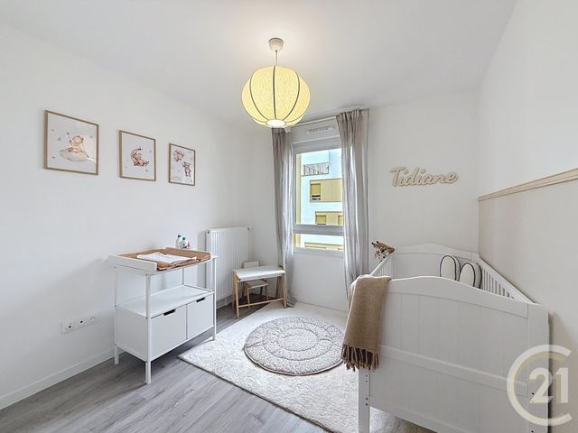 Appartement F5 à vendre - 5 pièces - 97,54 m2 - Bondy - 93 - ILE-DE-FRANCE