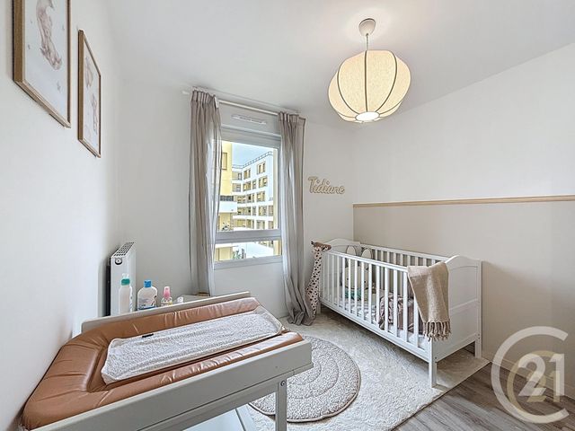 Appartement F5 à vendre - 5 pièces - 97,54 m2 - Bondy - 93 - ILE-DE-FRANCE