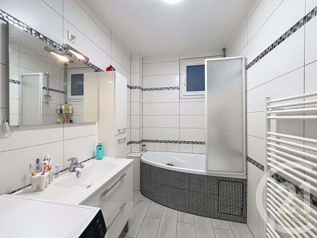 Appartement F3 &agrave; vendre - 3 pi&egrave;ces - 66,55 m2 - Bondy - 93 - ILE-DE-FRANCE