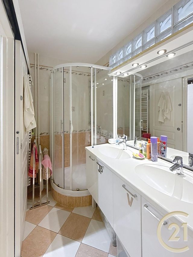 Appartement F4 &agrave; vendre - 4 pi&egrave;ces - 85,03 m2 - Bondy - 93 - ILE-DE-FRANCE