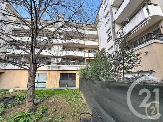Appartement F4 &agrave; vendre - 4 pi&egrave;ces - 83 m2 - Bondy - 93 - ILE-DE-FRANCE