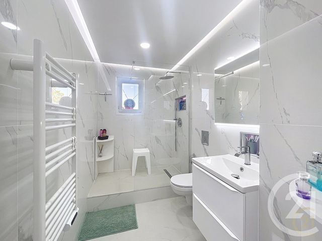 Appartement F6 &agrave; vendre - 6 pi&egrave;ces - 95 m2 - Bondy - 93 - ILE-DE-FRANCE