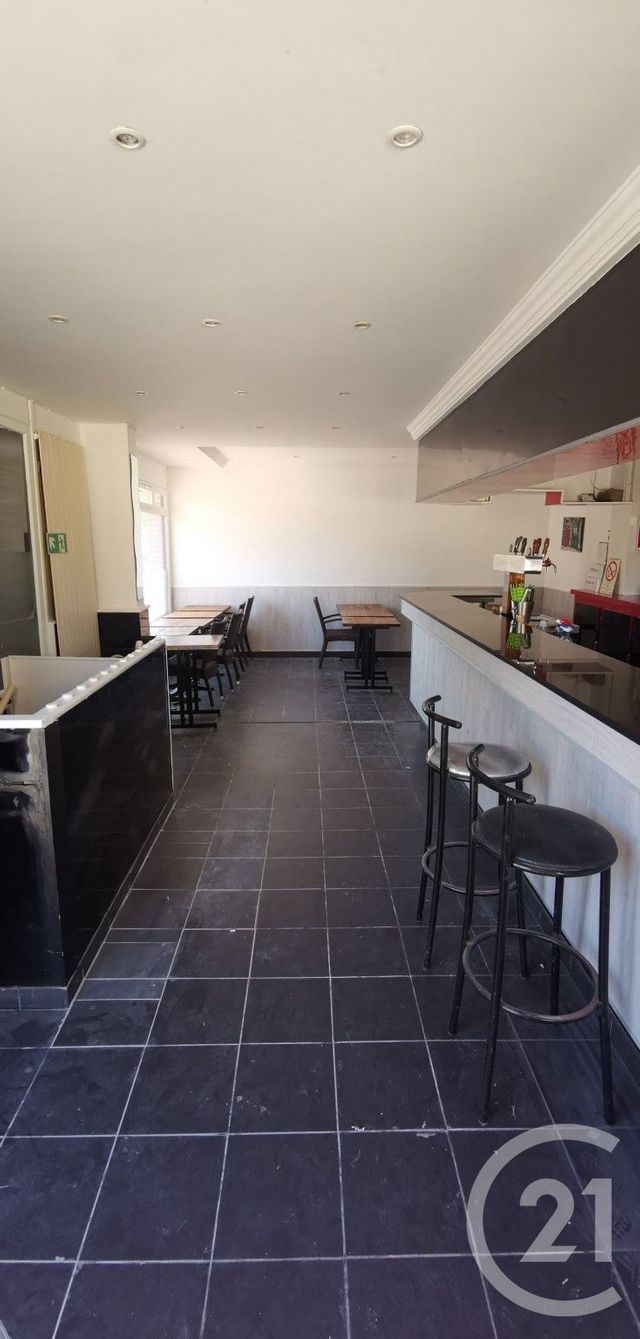 Local commercial à louer - 94.83 m2 - 93 - Seine-Saint-Denis