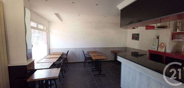 Local commercial à louer - 94.83 m2 - 93 - Seine-Saint-Denis