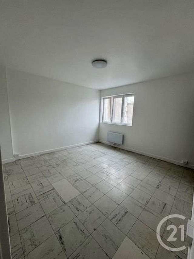 Appartement F1 à vendre - 1 pièce - 26,30 m2 - Bobigny - 93 - ILE-DE-FRANCE