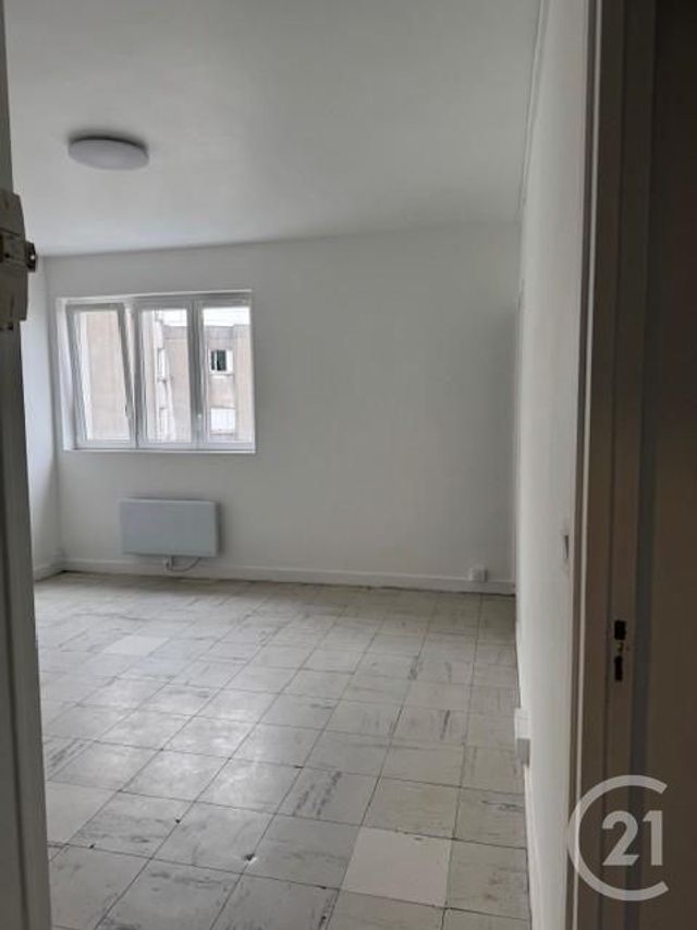 Appartement F1 à vendre - 1 pièce - 26,30 m2 - Bobigny - 93 - ILE-DE-FRANCE