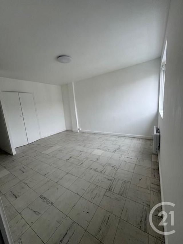Appartement F1 à vendre - 1 pièce - 26,30 m2 - Bobigny - 93 - ILE-DE-FRANCE
