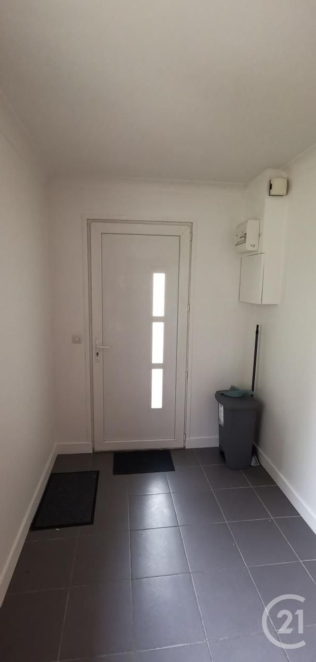 Appartement F2 à louer - 2 pièces - 32,34 m2 - Tremblay En France - 93 - ILE-DE-FRANCE
