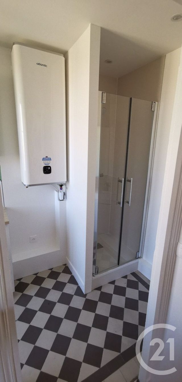 Appartement Studio &agrave; louer - 1 pi&egrave;ce - 17,56 m2 - Levallois Perret - 92 - ILE-DE-FRANCE