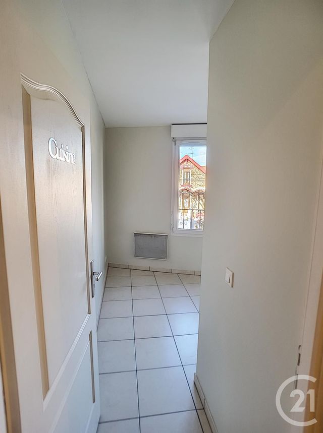 Appartement F1 à louer - 1 pièce - 29,12 m2 - Drancy - 93 - ILE-DE-FRANCE