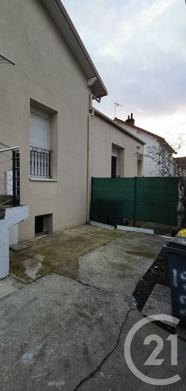 Appartement Triplex à louer - 3 pièces - 64,53 m2 - Le Blanc Mesnil - 93 - ILE-DE-FRANCE