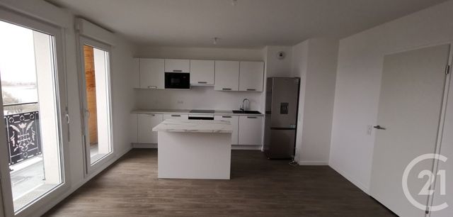 Appartement F4 &agrave; louer - 4 pi&egrave;ces - 70,78 m2 - Le Blanc Mesnil - 93 - ILE-DE-FRANCE