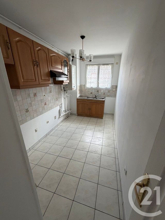 Appartement F2 &agrave; louer - 2 pi&egrave;ces - 49,95 m2 - Le Blanc Mesnil - 93 - ILE-DE-FRANCE