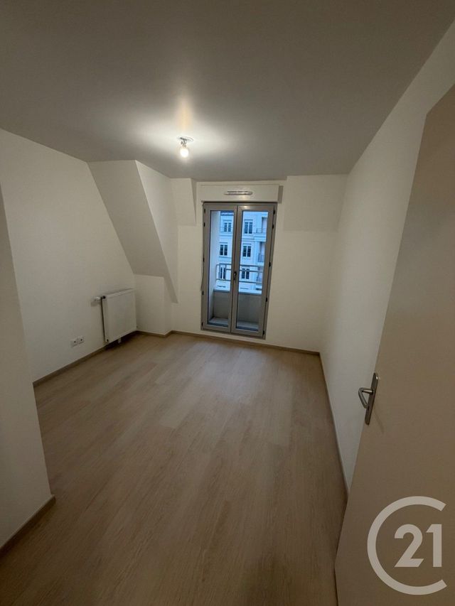 Appartement Duplex &agrave; louer - 4 pi&egrave;ces - 83,53 m2 - Le Blanc Mesnil - 93 - ILE-DE-FRANCE