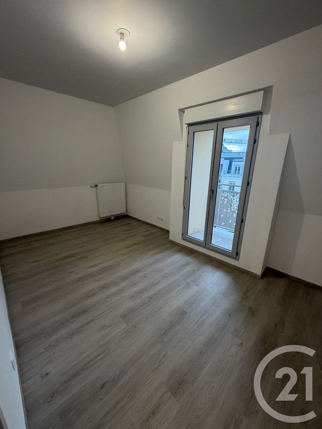 Appartement Duplex &agrave; louer - 4 pi&egrave;ces - 83,53 m2 - Le Blanc Mesnil - 93 - ILE-DE-FRANCE