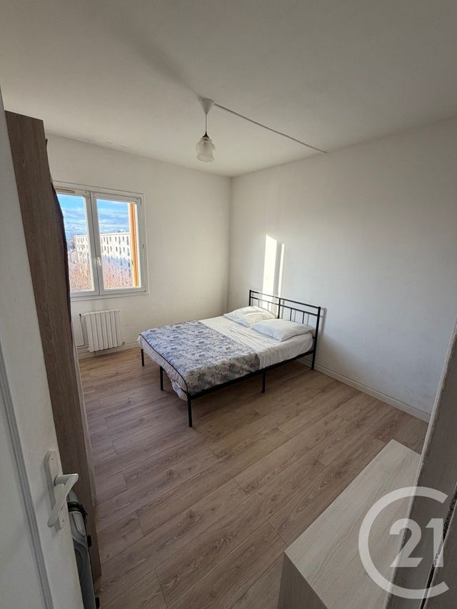 Appartement F4 &agrave; louer - 4 pi&egrave;ces - 63,44 m2 - Le Blanc Mesnil - 93 - ILE-DE-FRANCE