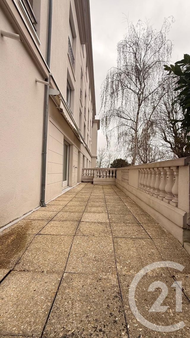 Appartement F3 &agrave; louer - 3 pi&egrave;ces - 64,73 m2 - Le Perreux Sur Marne - 94 - ILE-DE-FRANCE