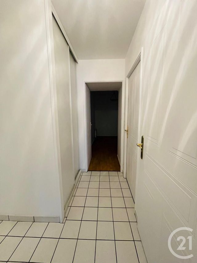 Appartement F3 &agrave; louer - 3 pi&egrave;ces - 66,69 m2 - Noisy Le Grand - 93 - ILE-DE-FRANCE