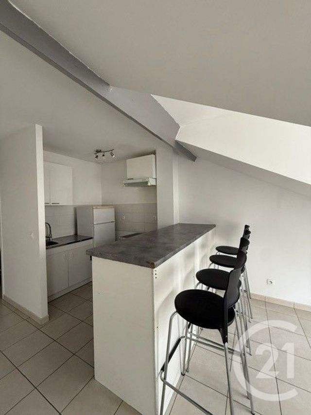 Appartement F2 &agrave; louer - 2 pi&egrave;ces - 36,45 m2 - Drancy - 93 - ILE-DE-FRANCE