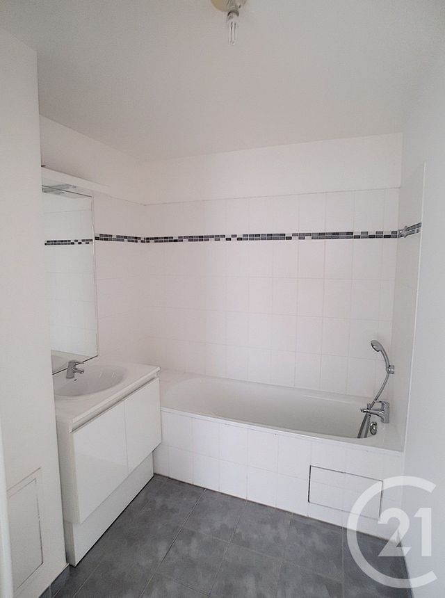 Appartement F2 &agrave; louer - 2 pi&egrave;ces - 47,13 m2 - Drancy - 93 - ILE-DE-FRANCE