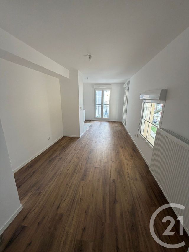 Appartement Studio &agrave; louer - 1 pi&egrave;ce - 27,32 m2 - Le Blanc Mesnil - 93 - ILE-DE-FRANCE