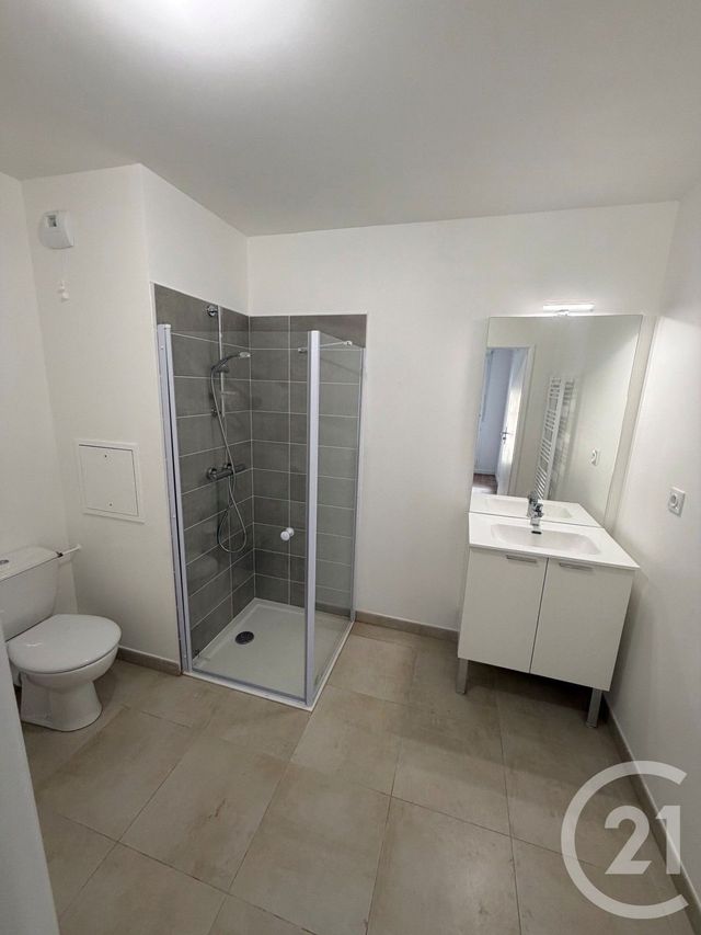 Appartement Studio &agrave; louer - 1 pi&egrave;ce - 27,32 m2 - Le Blanc Mesnil - 93 - ILE-DE-FRANCE