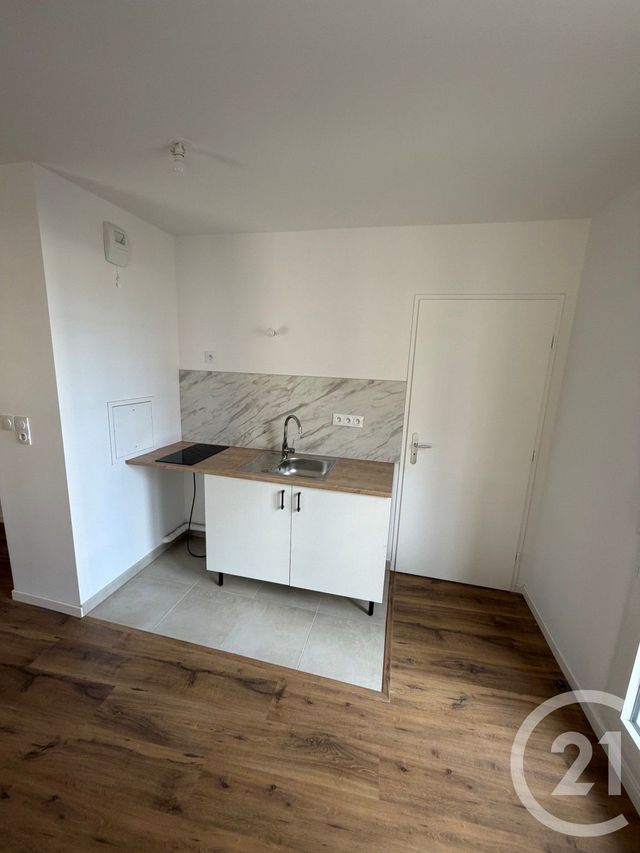 Appartement Studio &agrave; louer - 1 pi&egrave;ce - 27,32 m2 - Le Blanc Mesnil - 93 - ILE-DE-FRANCE