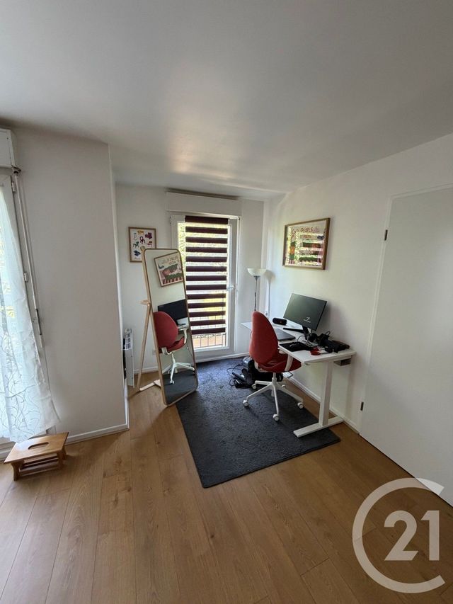 Appartement Duplex &agrave; louer - 3 pi&egrave;ces - 60,01 m2 - Le Blanc Mesnil - 93 - ILE-DE-FRANCE
