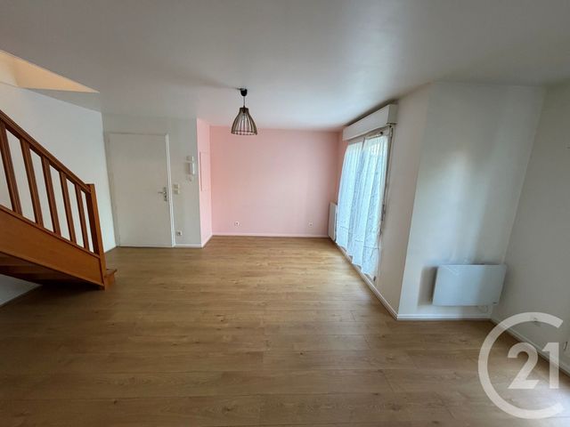 Appartement Duplex &agrave; louer - 3 pi&egrave;ces - 60,01 m2 - Le Blanc Mesnil - 93 - ILE-DE-FRANCE