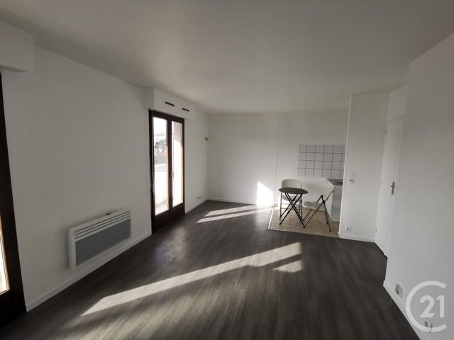 Appartement Studio &agrave; louer - 1 pi&egrave;ce - 30,55 m2 - Noisy Le Sec - 93 - ILE-DE-FRANCE
