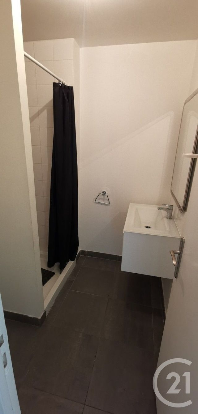 Appartement F2 &agrave; louer - 2 pi&egrave;ces - 42,52 m2 - Fosses - 95 - ILE-DE-FRANCE