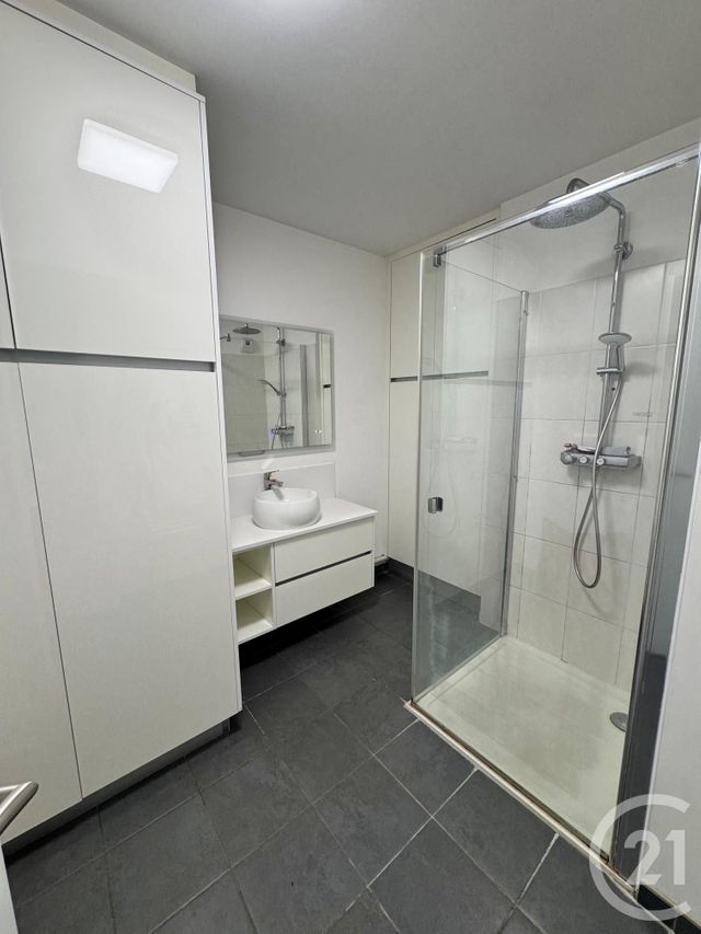 Appartement F3 &agrave; louer - 3 pi&egrave;ces - 62,64 m2 - Aulnay Sous Bois - 93 - ILE-DE-FRANCE