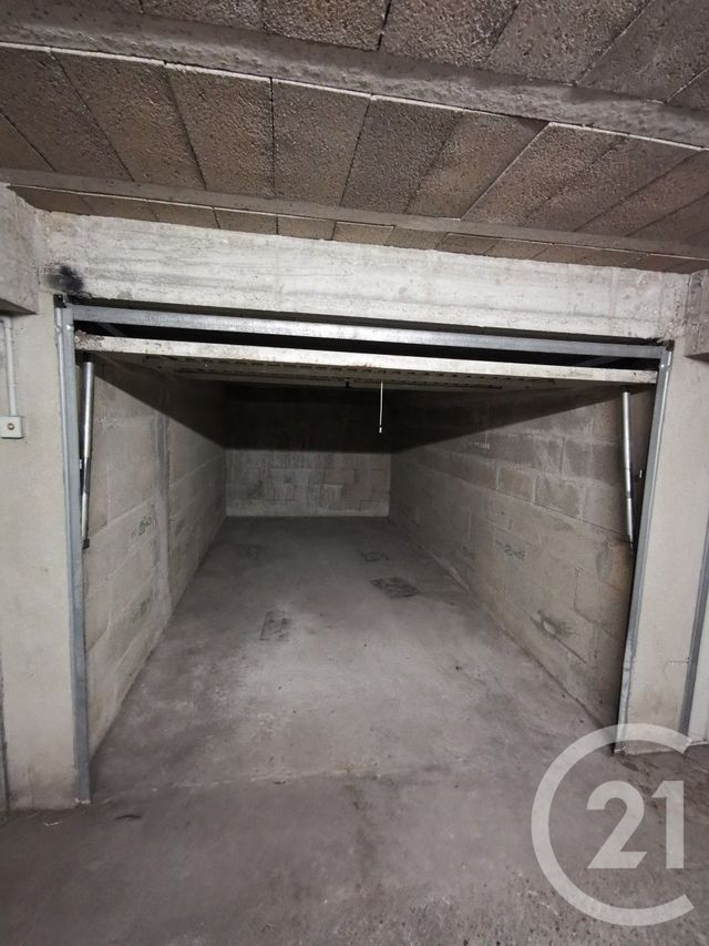 parking - LIVRY GARGAN - 93
