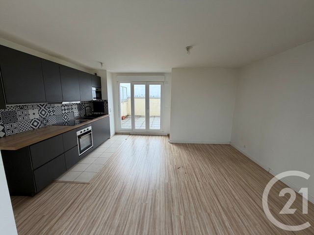 Appartement Duplex &agrave; louer - 3 pi&egrave;ces - 64,57 m2 - Le Blanc Mesnil - 93 - ILE-DE-FRANCE