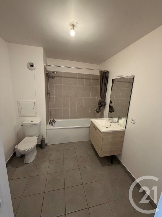 Appartement Duplex &agrave; louer - 3 pi&egrave;ces - 64,57 m2 - Le Blanc Mesnil - 93 - ILE-DE-FRANCE