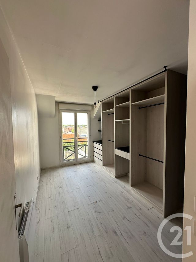 Appartement F3 &agrave; louer - 3 pi&egrave;ces - 66,09 m2 - Villeparisis - 77 - ILE-DE-FRANCE