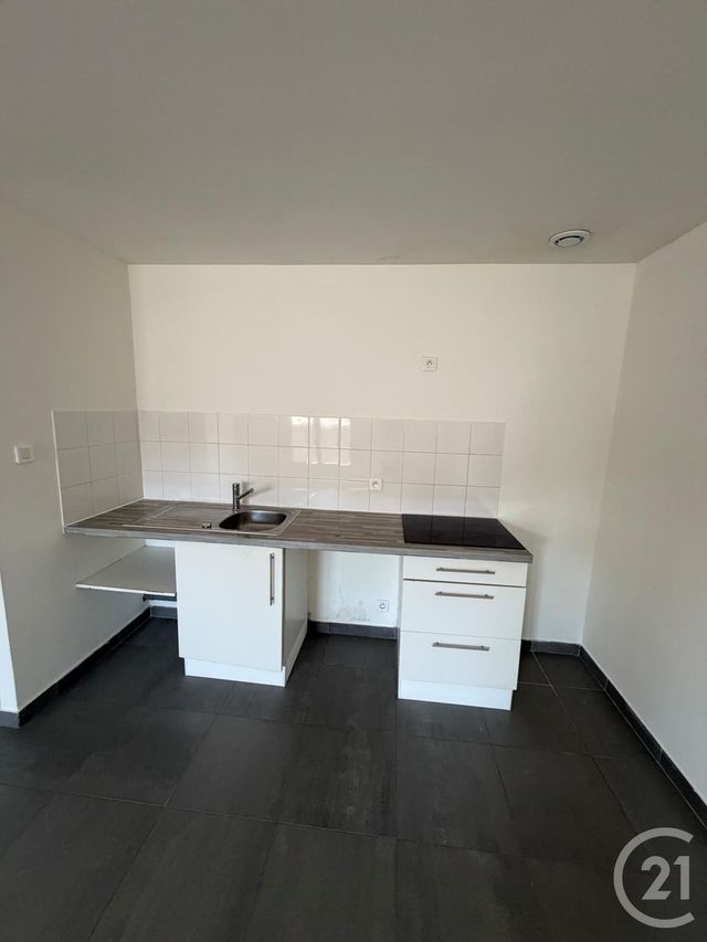 Appartement F2 &agrave; louer - 2 pi&egrave;ces - 52,28 m2 - Fosses - 95 - ILE-DE-FRANCE